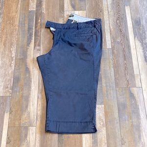 Eddie Bauer, size 18W capris